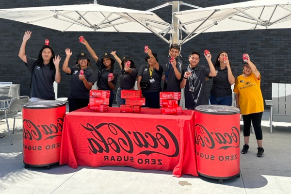 Cal State LA residents in Housing for Move-in day.